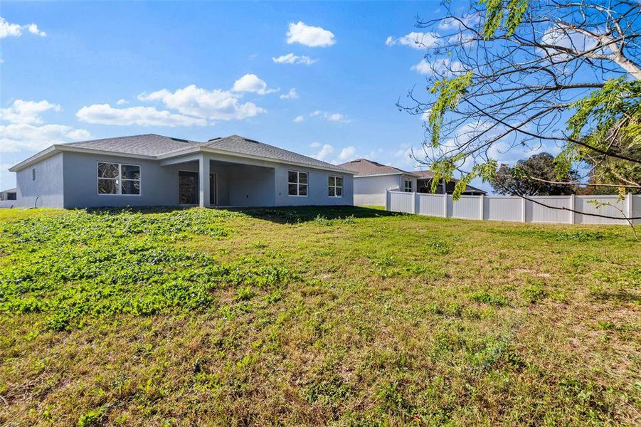 Exterior details and patio area of a home in , Ocala (Image 23).