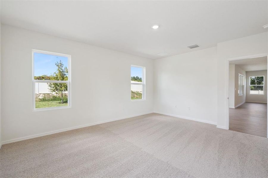 Spacious, unfurnished interior of a new home in , Ormond Beach (Image 12).
