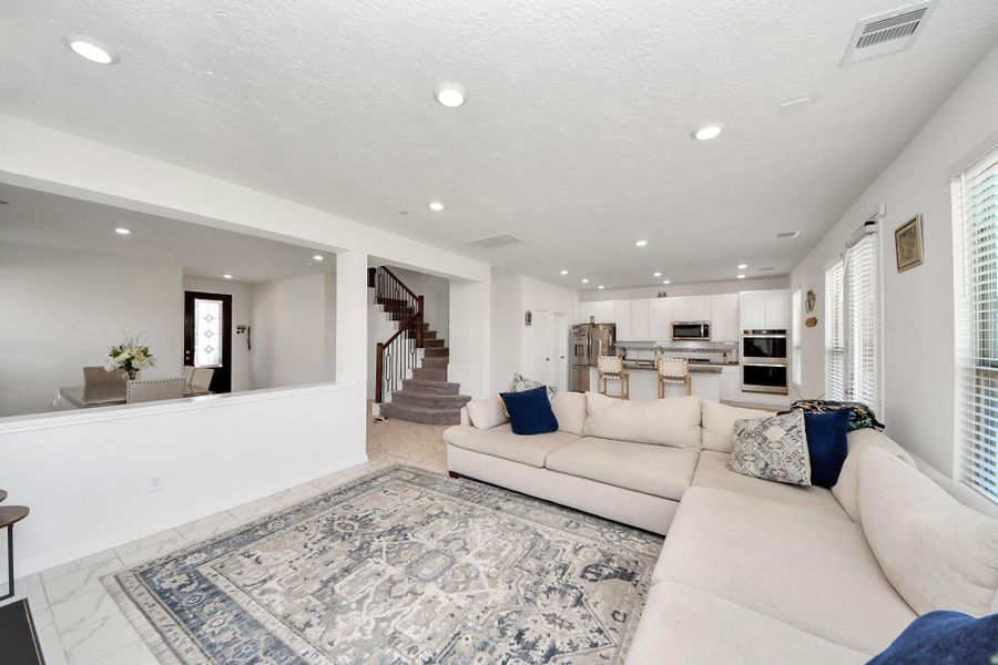 Furnished interior view inside a new home in Olympia Falls, Fresno (Image 11).