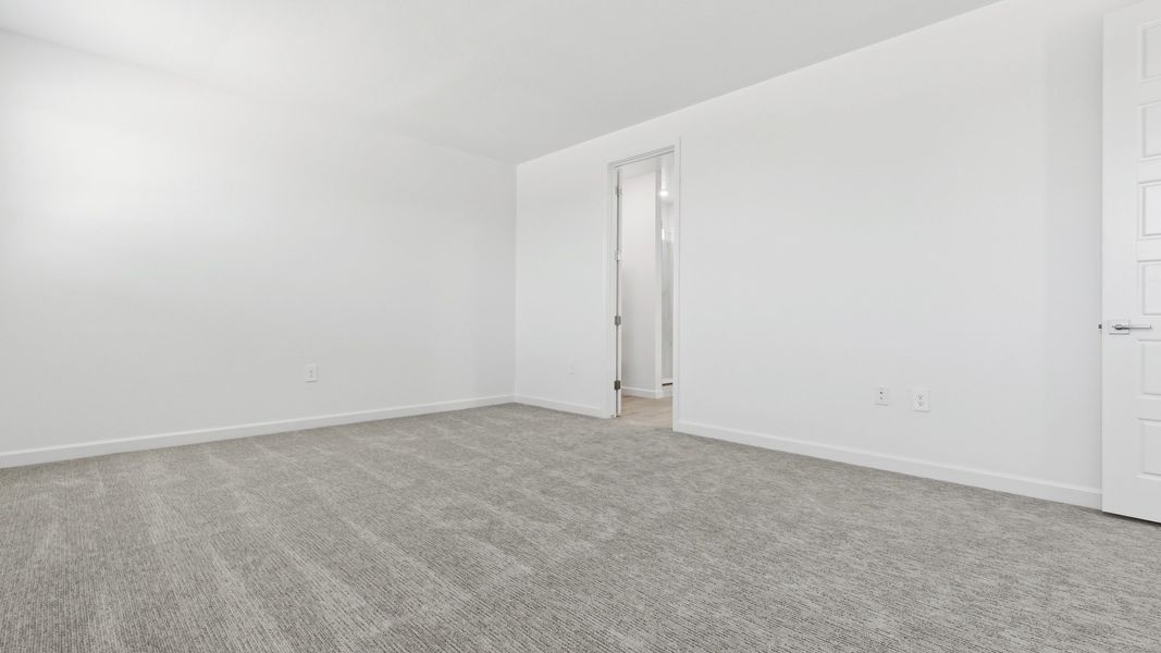 Spacious, unfurnished interior of a new home in Prada, Phoenix (Image 20).