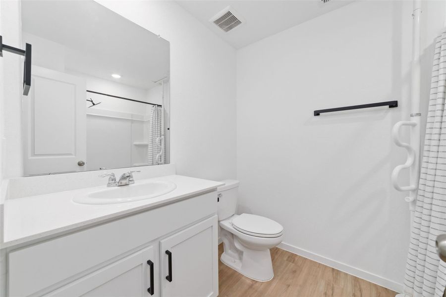 Furnished interior view inside a new home in Becker Landing, Hockley (Image 13).