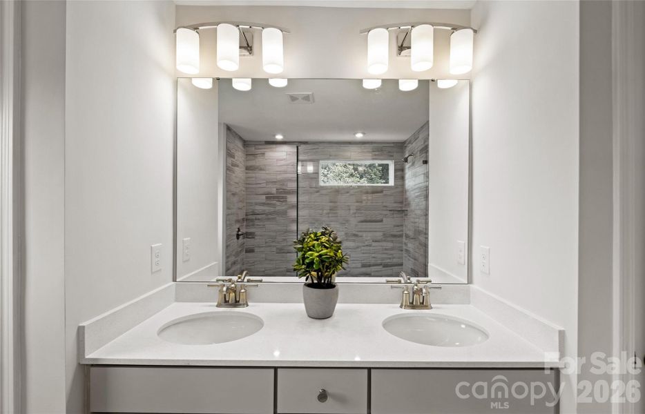 REPRESENTATION PHOTO REPRESENTATION PHOTO