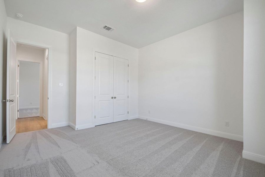 Spacious, unfurnished interior of a new home in 6 Creeks, Kyle (Image 17). Spacious, unfurnished interior of a new home in 6 Creeks, Kyle (Image 17).