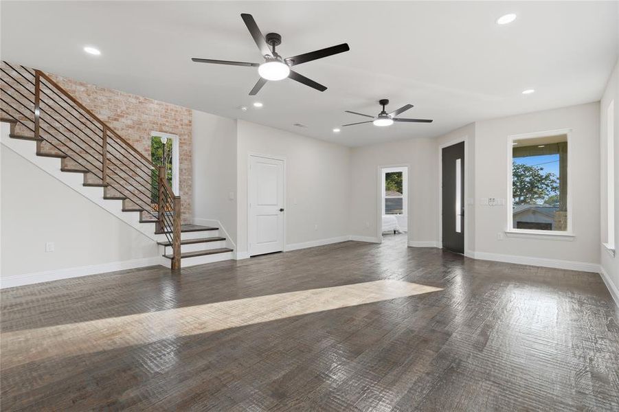 Spacious, unfurnished interior of a new home in , Mabank (Image 20). Spacious, unfurnished interior of a new home in , Mabank (Image 20).