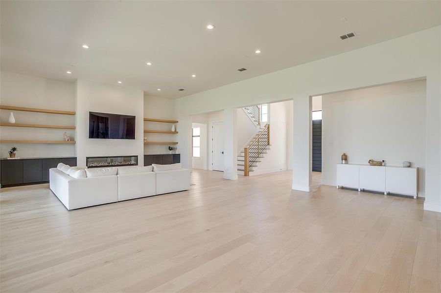 Furnished interior view inside a new home in Bella Crossing, Fort Worth (Image 27).