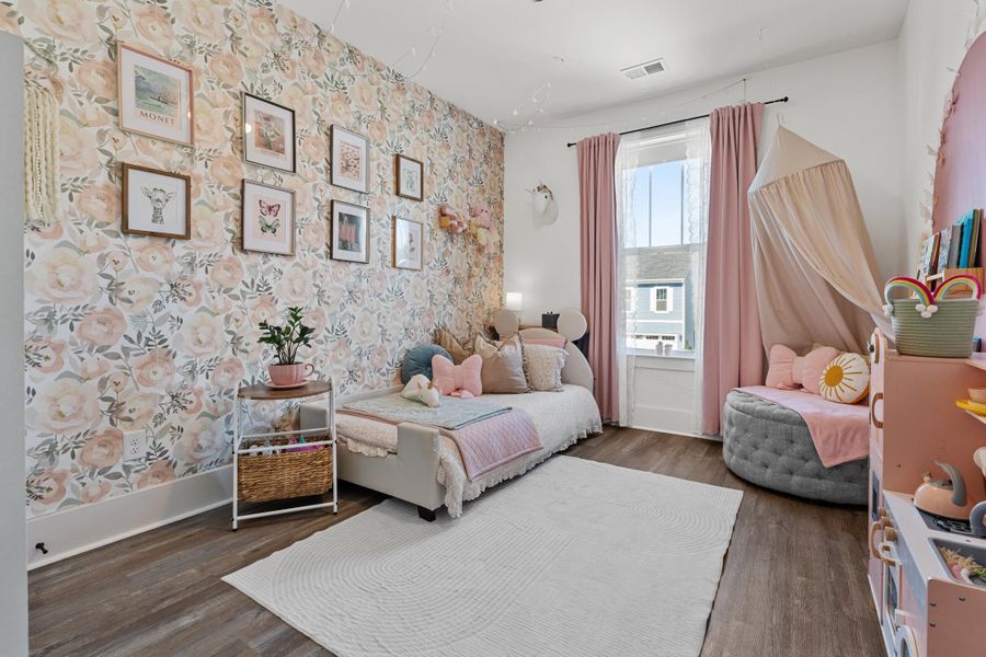 Furnished interior view inside a new home in , Ravenel (Image 35).