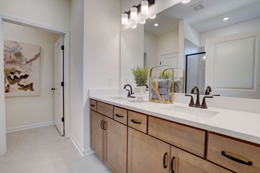 Furnished interior view inside a new home in Winston Place, Gallatin (Image 18).