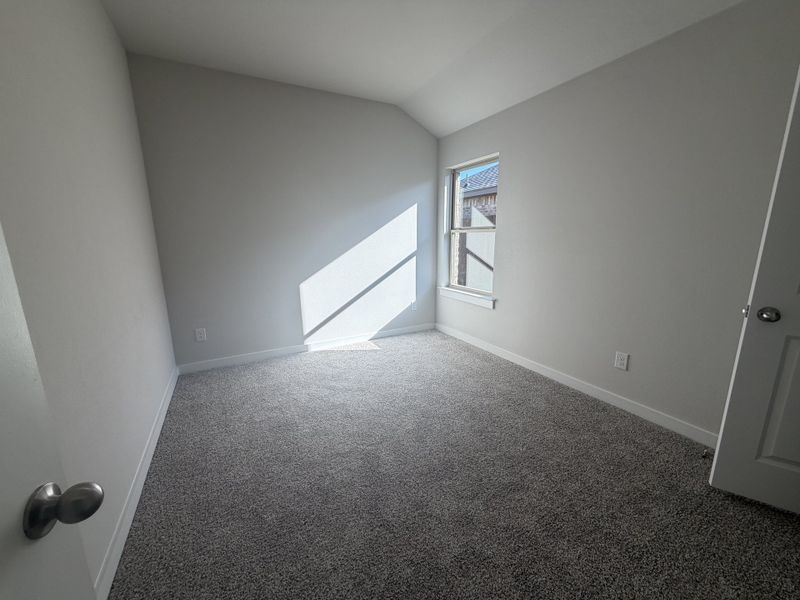 Spacious, unfurnished interior of a new home in Craftsman's Corner, Cleburne (Image 10).