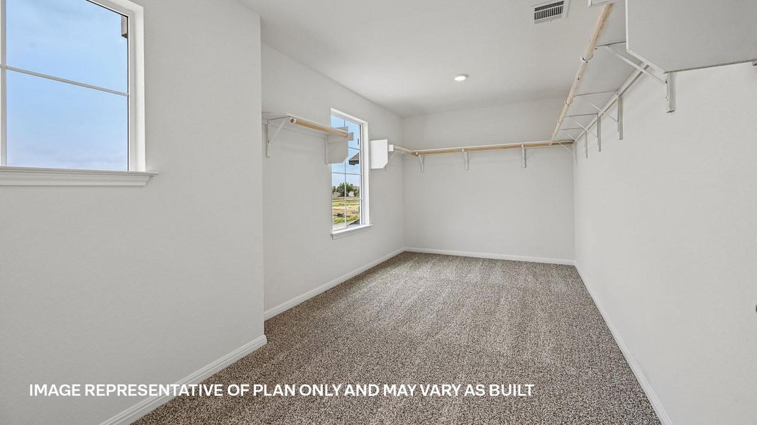 Representative unfurnished interior of a home built from the The Nicole by D.R. Horton in Bar W Ranch, Leander (Image 36).