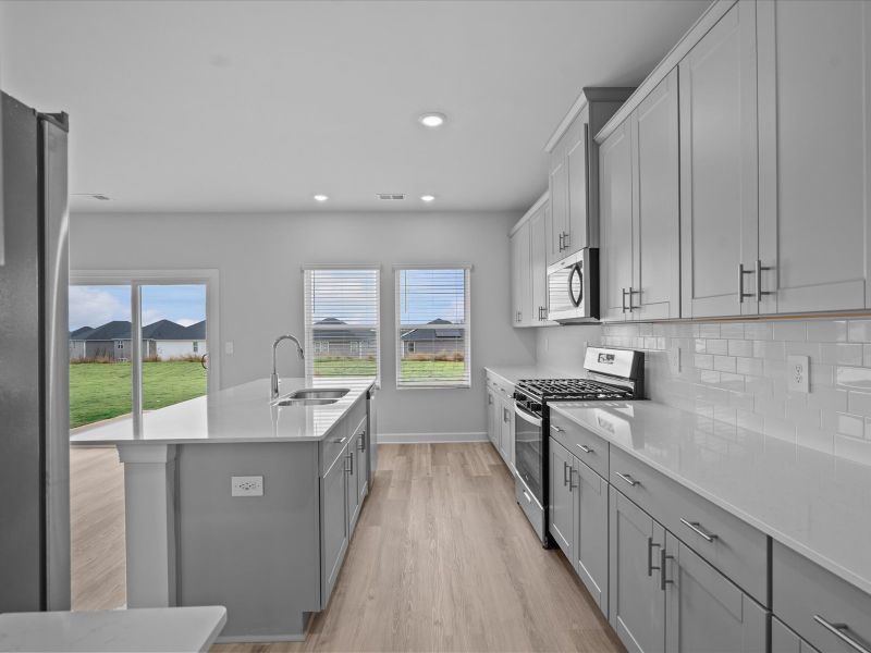 Furnished interior view inside a new home in Chatham Forest, Duncan (Image 6). Furnished interior view inside a new home in Chatham Forest, Duncan (Image 6).