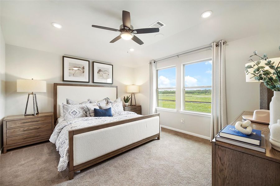 Furnished interior view inside a new home in Montgomery Ridge: Landmark Collection, Montgomery (Image 12).
