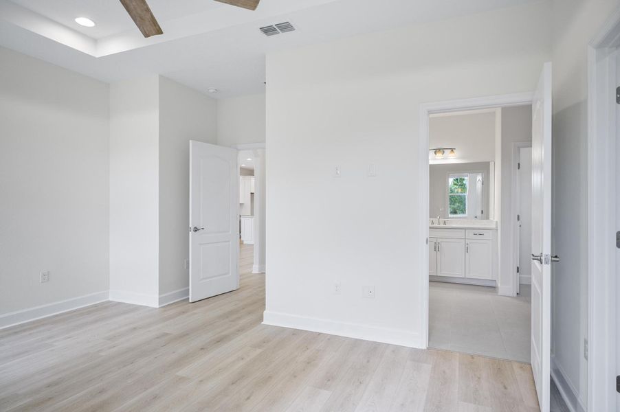 Bennet II Owner's Suite