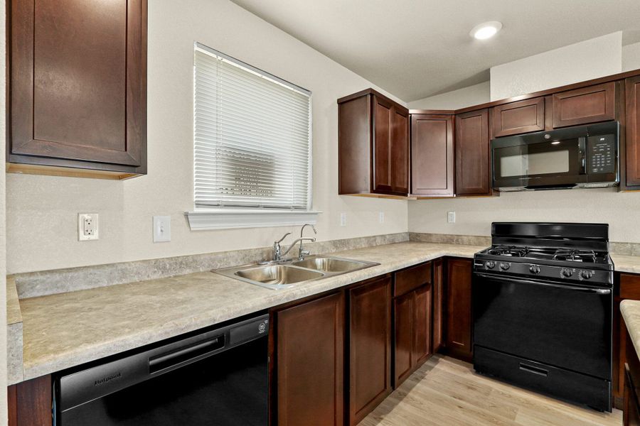 Furnished interior view inside a new home in Rancho Desierto Bello, Horizon City (Image 8).