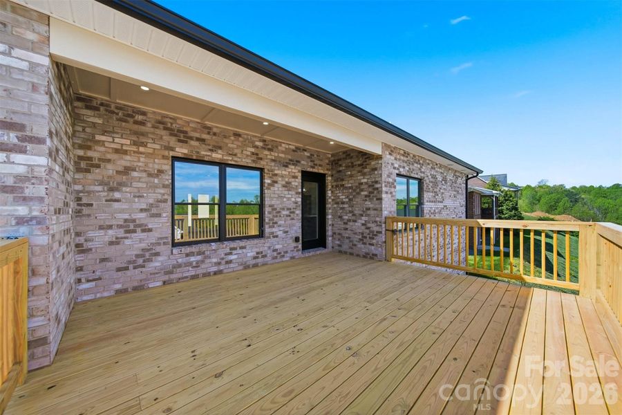 Exterior details and patio area of a home in , Lenoir (Image 27).