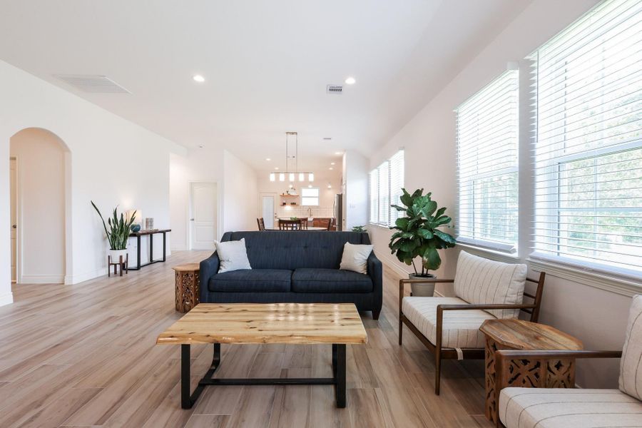 Furnished interior view inside a new home in , Pearland (Image 10).