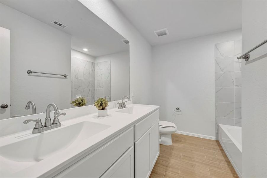 Furnished interior view inside a new home in Mobberly Farms, Pilot Point (Image 14).