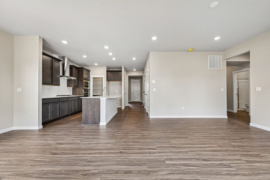Spacious, unfurnished interior of a new home in Ridge at Lorson Ranch, Colorado Springs (Image 19). Spacious, unfurnished interior of a new home in Ridge at Lorson Ranch, Colorado Springs (Image 19).