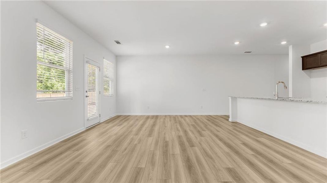 Spacious, unfurnished interior of a new home in Owen Preserve, Canton (Image 11).