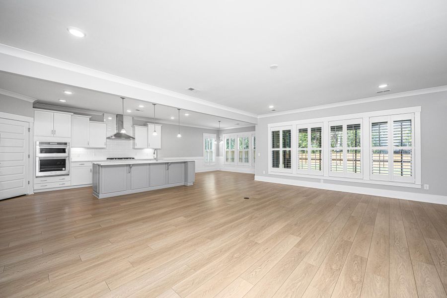 Spacious, unfurnished interior of a new home in Sea Island Preserve, Johns Island (Image 15). Spacious, unfurnished interior of a new home in Sea Island Preserve, Johns Island (Image 15).