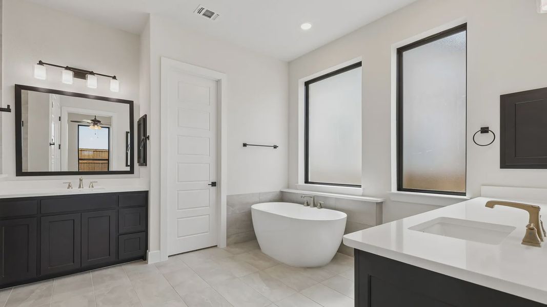 Representative furnished interior of a home built from the Winslow by Chesmar Homes in Lakes of Cane Island, Katy (Image 10). Representative furnished interior of a home built from the Winslow by Chesmar Homes in Lakes of Cane Island, Katy (Image 10).