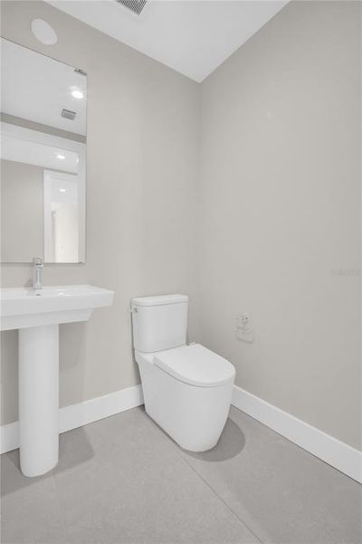 Furnished interior view inside a new home in , St. Petersburg (Image 48).