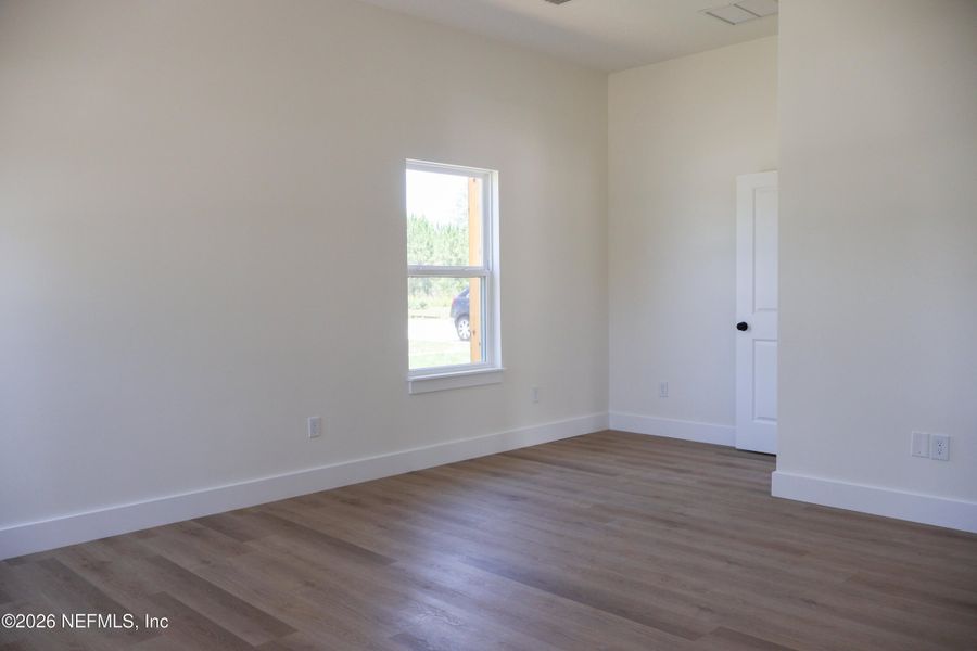 Spacious, unfurnished interior of a new home in , Hilliard (Image 24).