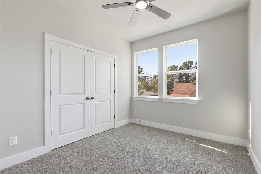 Spacious, unfurnished interior of a new home in , Cleburne (Image 31).
