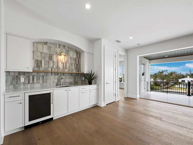 Furnished interior view inside a new home in , Sarasota (Image 45).