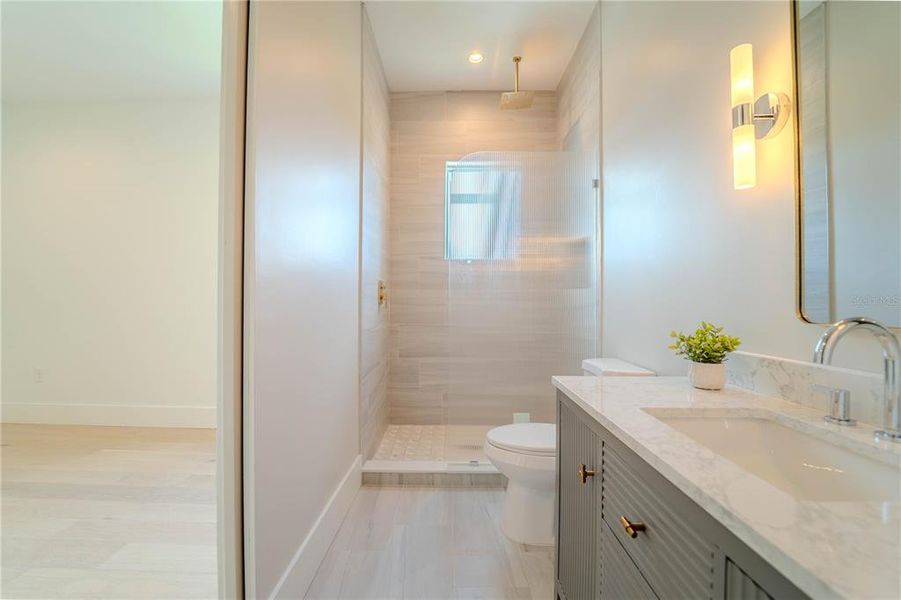 Furnished interior view inside a new home in , Tampa (Image 50).