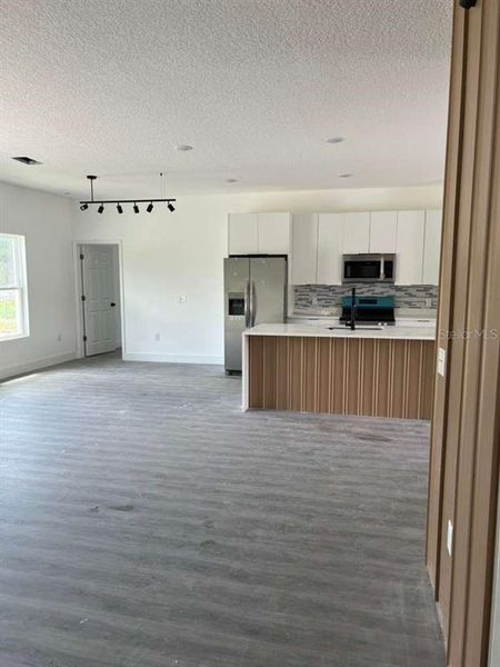Image 34 of a home in .