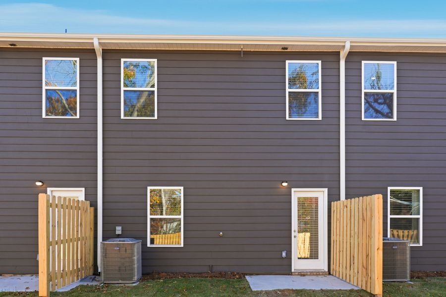 1,598sf New Home in Palmetto, GA. - Slide 27 1,598sf New Home in Palmetto, GA. - Slide 27