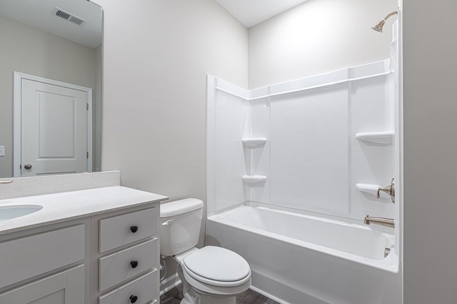 Representative furnished interior of a home built from the Dillon II by Great Southern Homes in Shady Grove, Conway (Image 17).