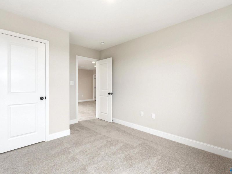 Spacious, unfurnished interior of a new home in Bailey Park, Fayetteville (Image 15).