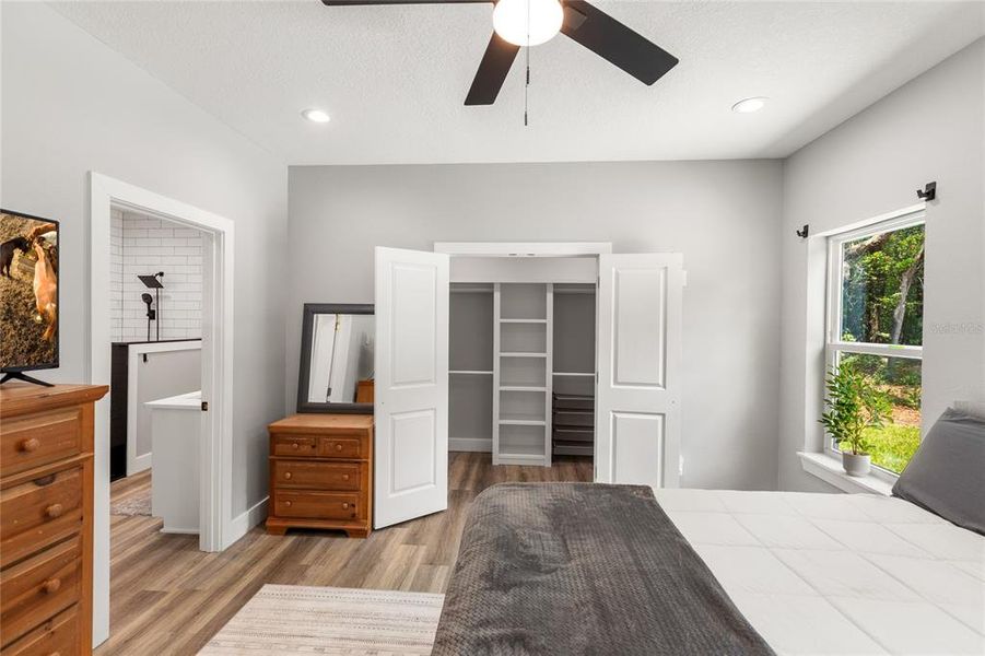 Furnished interior view inside a new home in , Florahome (Image 14).