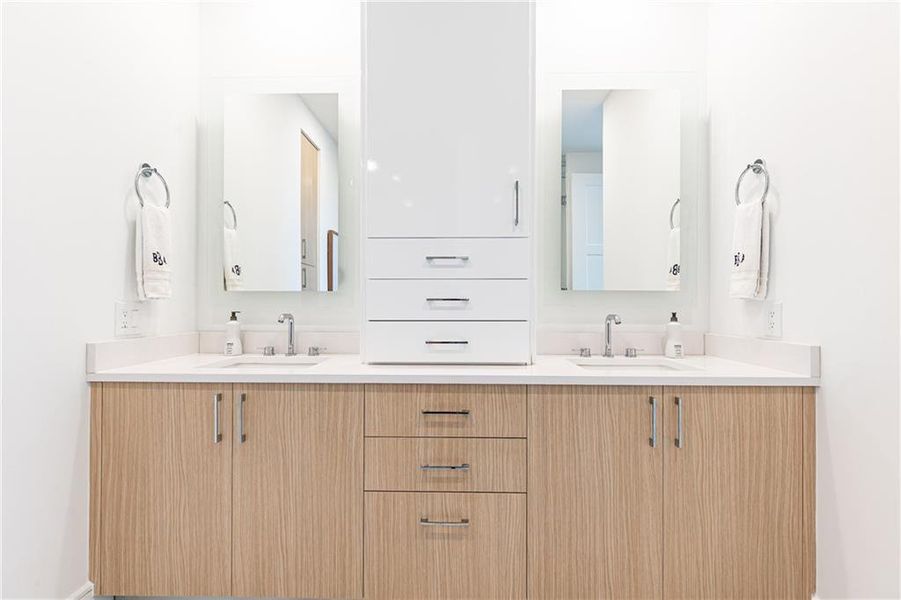 Image 27 of a home in .