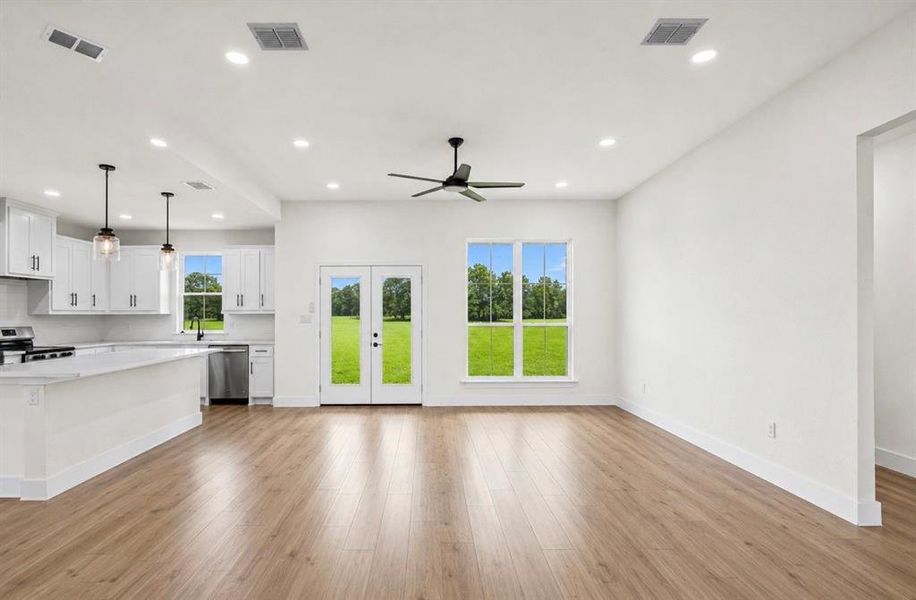 Spacious, unfurnished interior of a new home in , Millsap (Image 13).