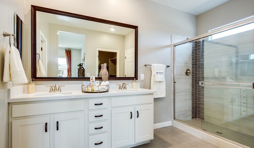 Furnished interior view inside a new home in Sycamore Vista, Vail (Image 24).