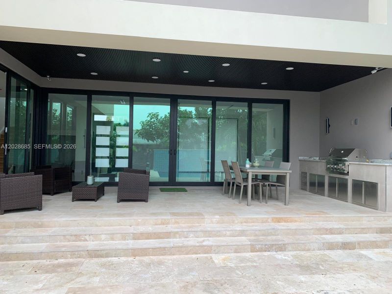 Image 33 of a home in .