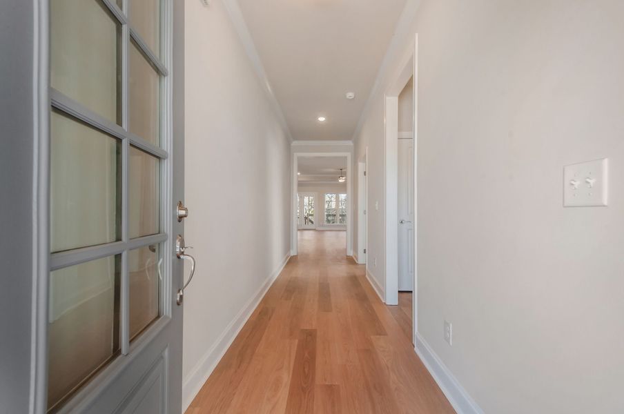 Olivia II - Entry Hall