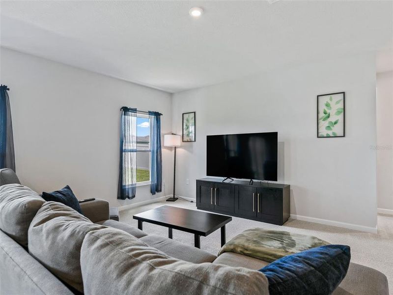 Furnished interior view inside a new home in , Sumterville (Image 34).