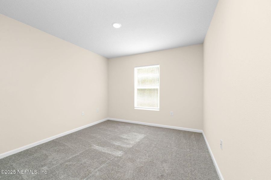 Spacious, unfurnished interior of a new home in , Green Cove Springs (Image 28).
