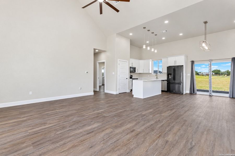 Spacious, unfurnished interior of a new home in , Atascosa (Image 19). Spacious, unfurnished interior of a new home in , Atascosa (Image 19).