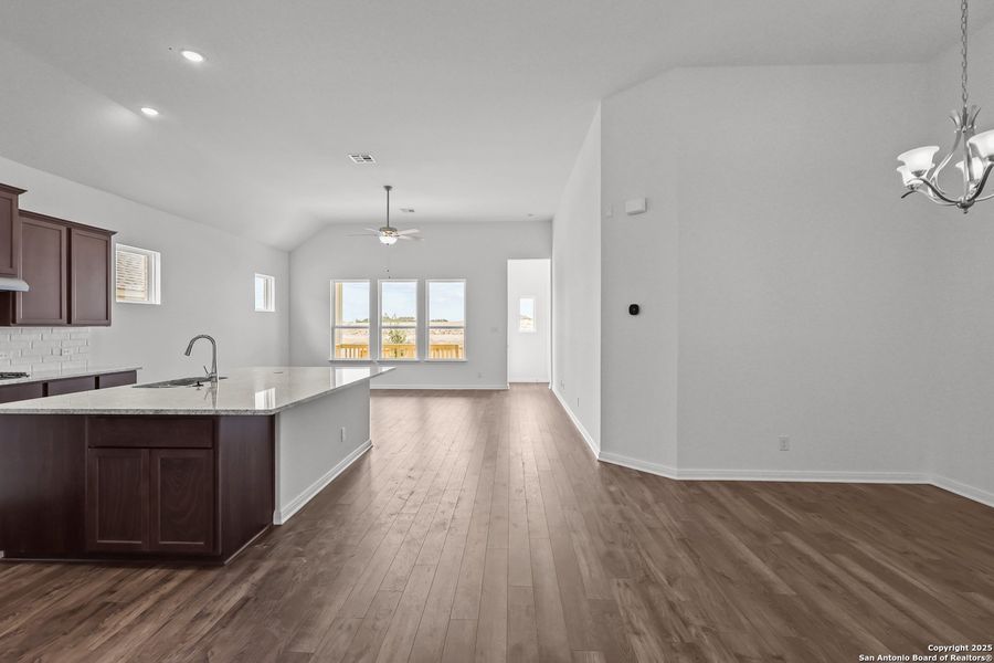 Image 27 of a home in Ladera 50'. Image 27 of a home in Ladera 50'.