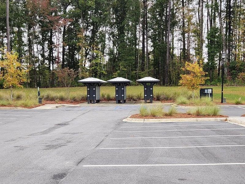 Community amenities in , Moncks Corner (Image 31).