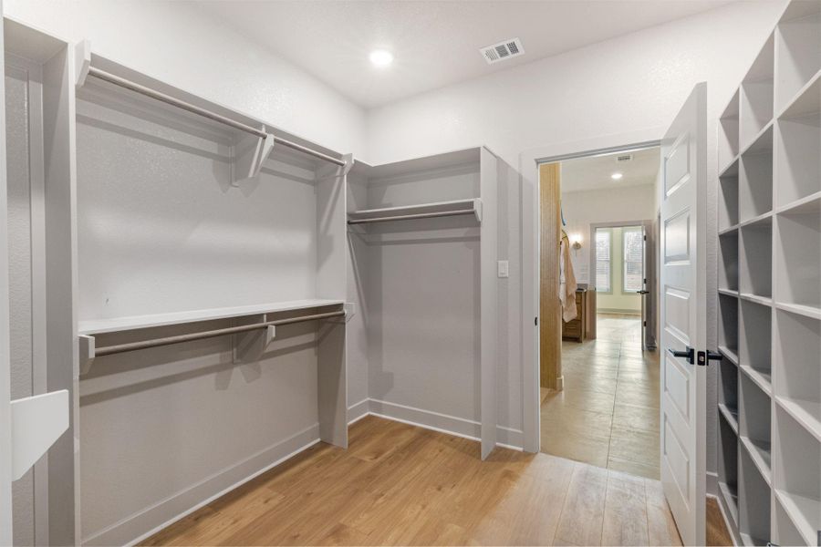 Image 39 of a home in .