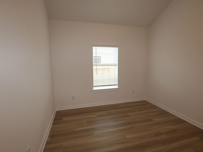 Spacious, unfurnished interior of a new home in Summerview, Fulshear (Image 18). Spacious, unfurnished interior of a new home in Summerview, Fulshear (Image 18).