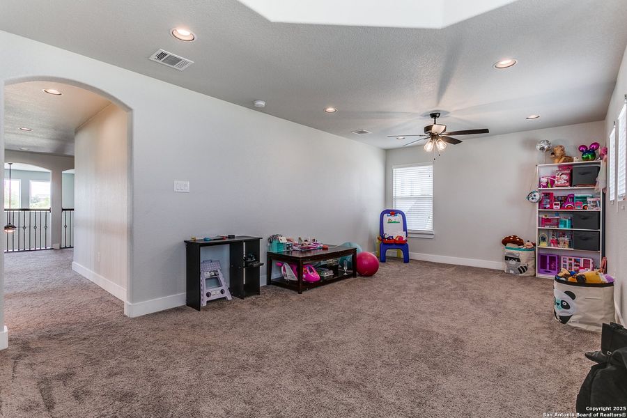 Image 26 of a home in West Pointe Gardens. Image 26 of a home in West Pointe Gardens.