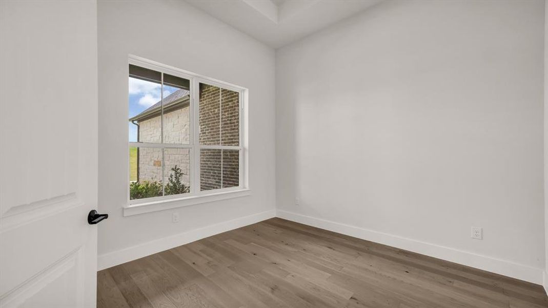 Spacious, unfurnished interior of a new home in Woodland Lakes Estates, Weatherford (Image 25).