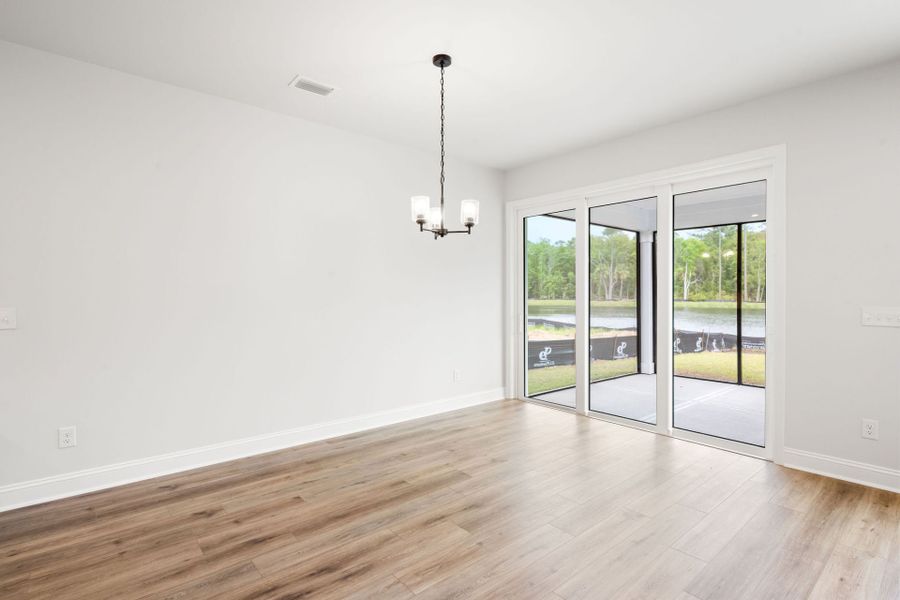 Spacious, unfurnished interior of a new home in Waterways, Richmond Hill (Image 25).