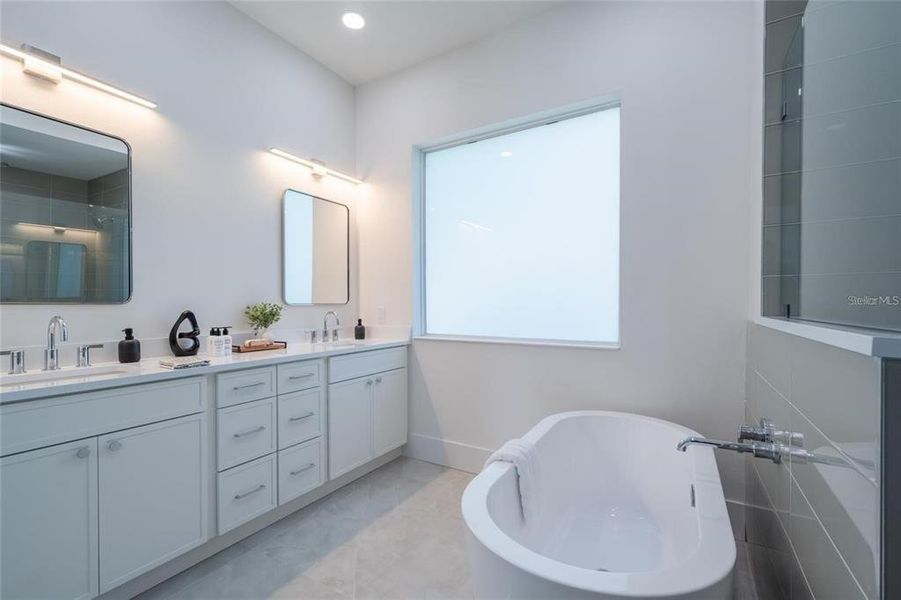 Furnished interior view inside a new home in , Sarasota (Image 53).